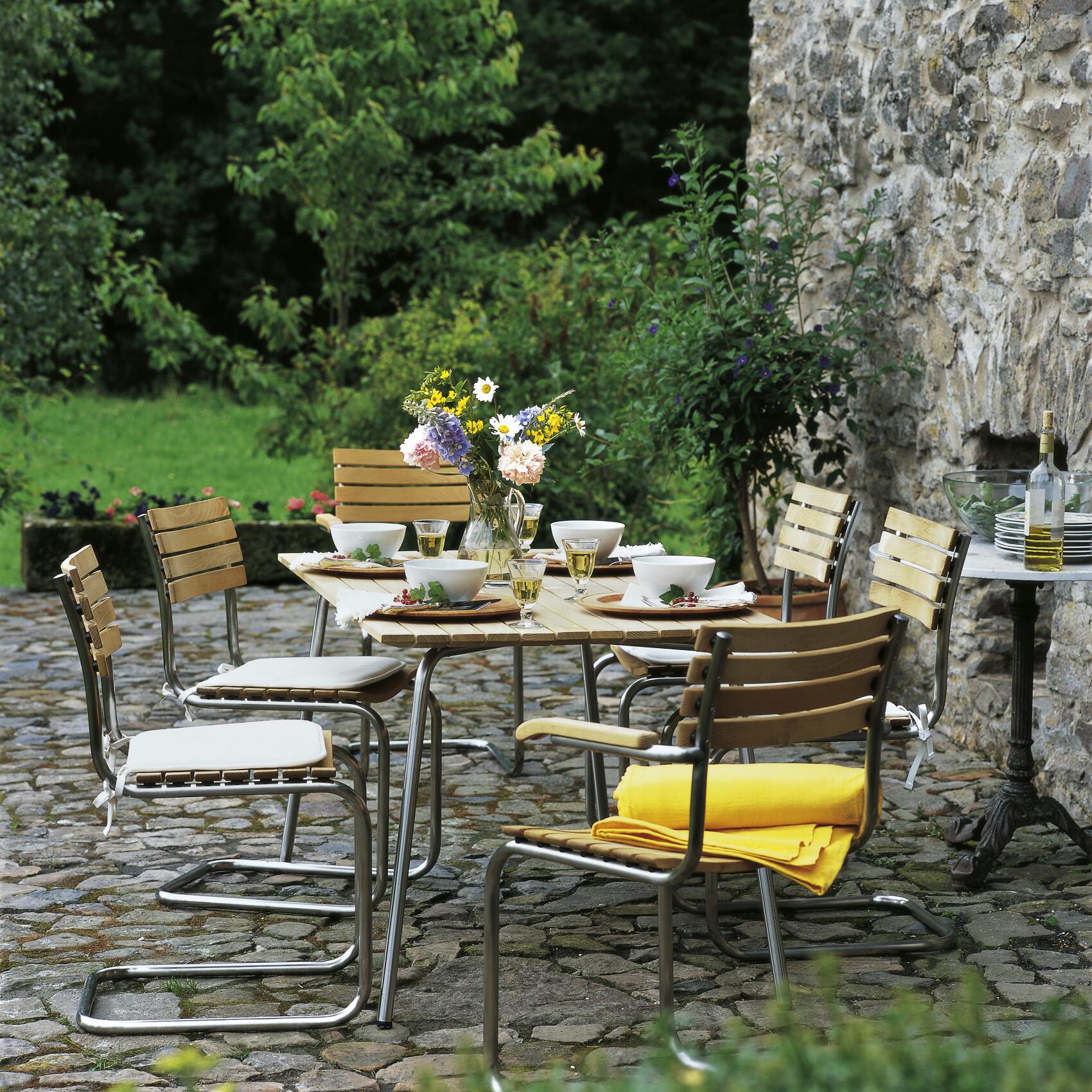 Thonet All Season S 1040 Gartentisch