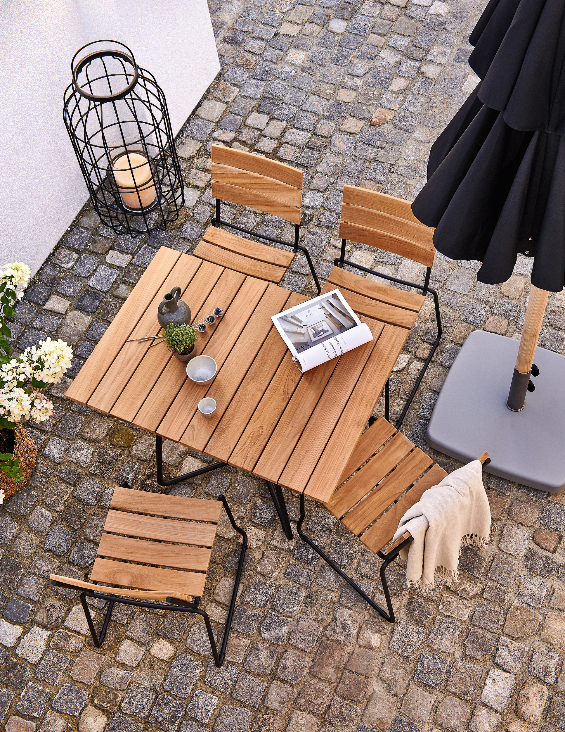 Balcony Stuhl mit Teak Belattung Balcony Stuhl mit Teak Belattung