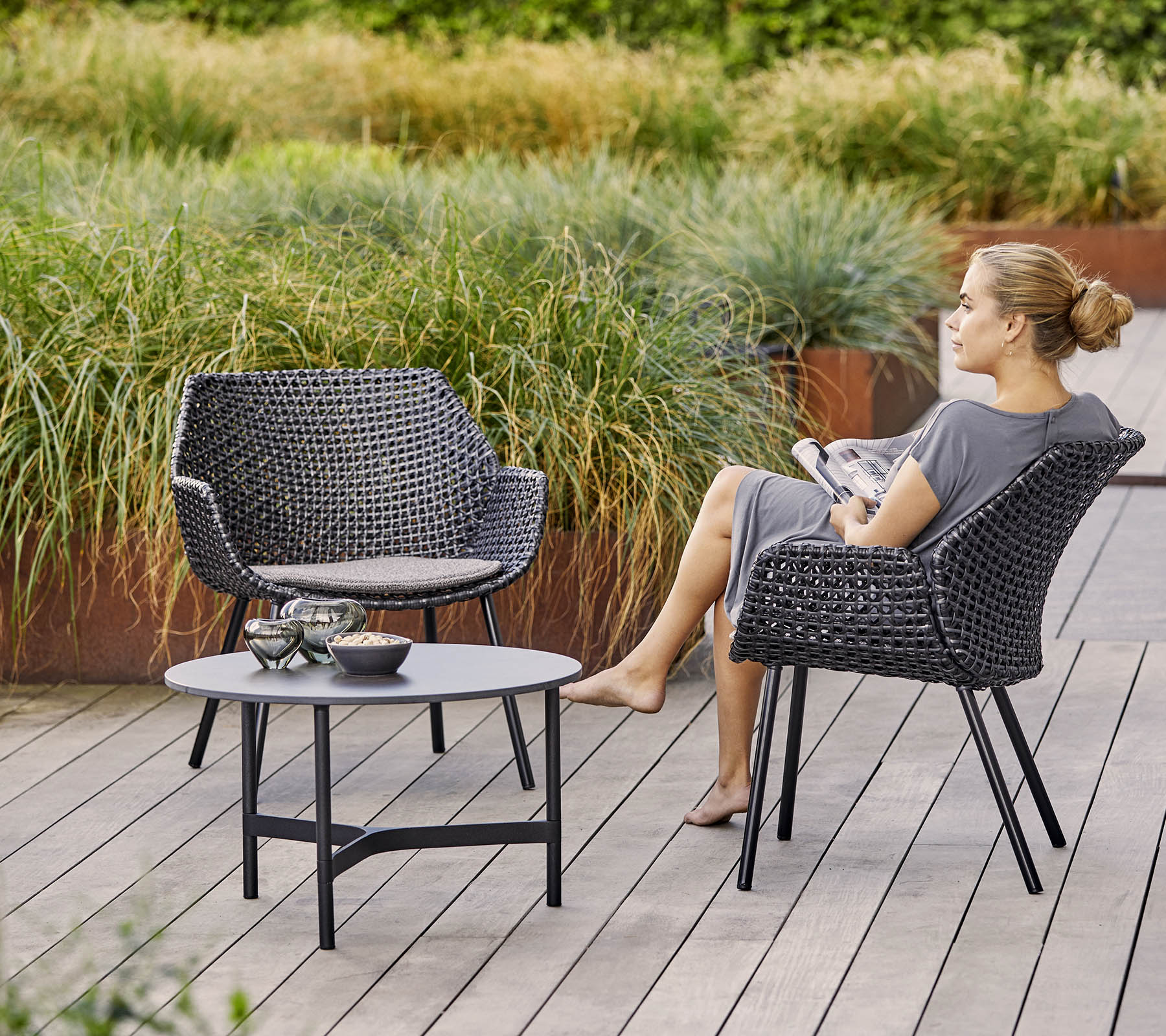 Twist Beistelltisch / Couchtisch Ø 70 cm Twist Beistelltisch / Couchtisch Ø 70 cm