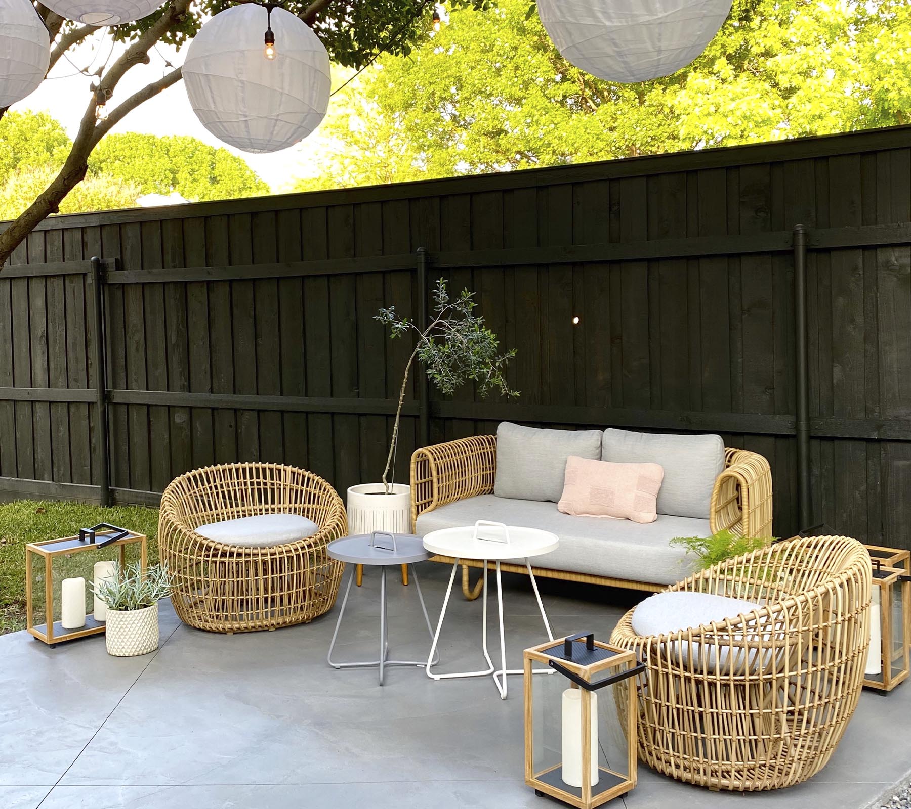 Nest 2-Sitzer Sofa  Outdoor , inkl. Kissen   