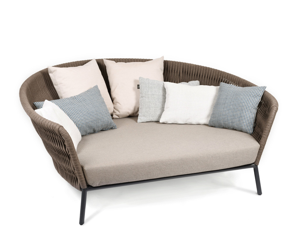Wing Daybed inkl. Sitzkissen Wing Daybed inkl. Sitzkissen